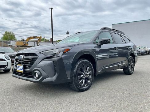 Certified 2025 Subaru Outback Onyx Edition AWD/4WD image 5