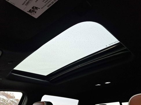 Used 2025 GMC Sierra 1500 Denali Ultimate image 14