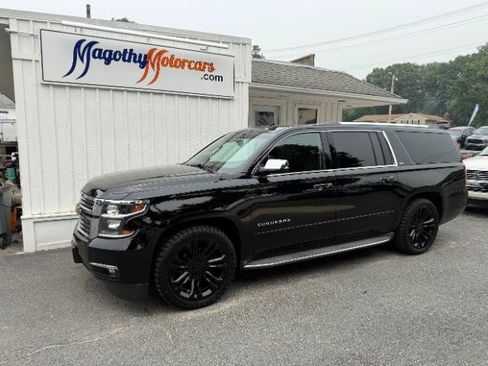 Used 2015 Chevrolet Suburban LTZ AWD/4WD image 14