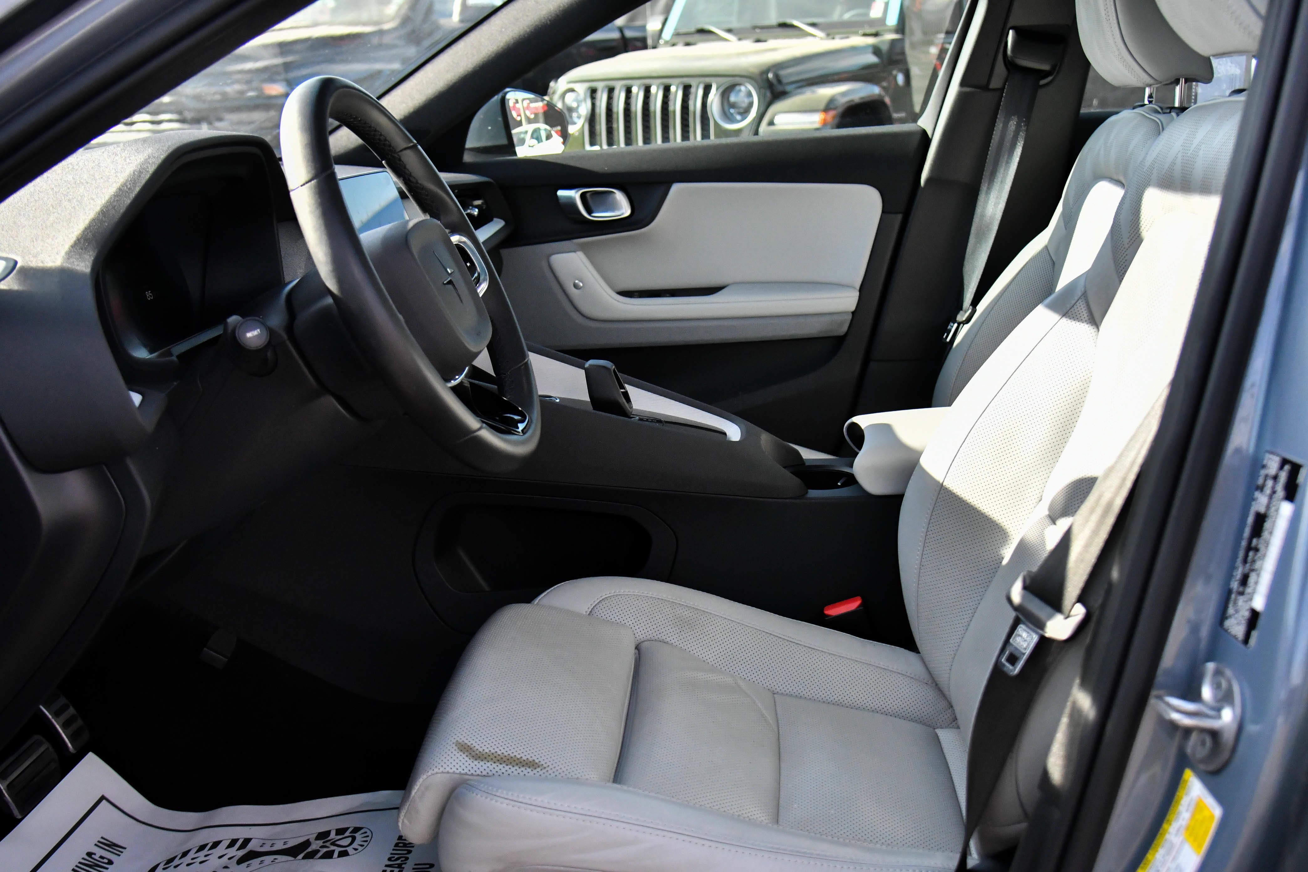 Used 2023 Polestar Polestar 2 w/ Pilot Pack AWD/4WD image 18