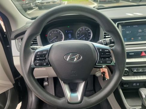 Used 2018 Hyundai Sonata SE FWD image 25