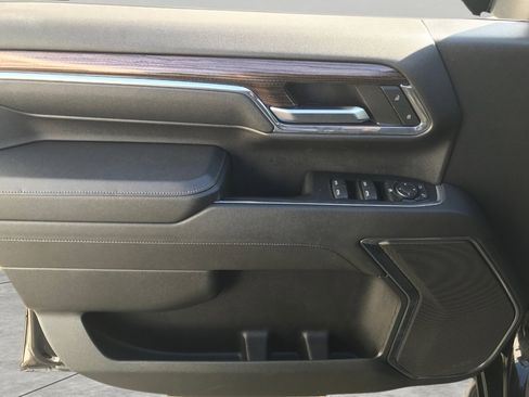 Used 2024 Chevrolet Silverado 2500 LT image 26