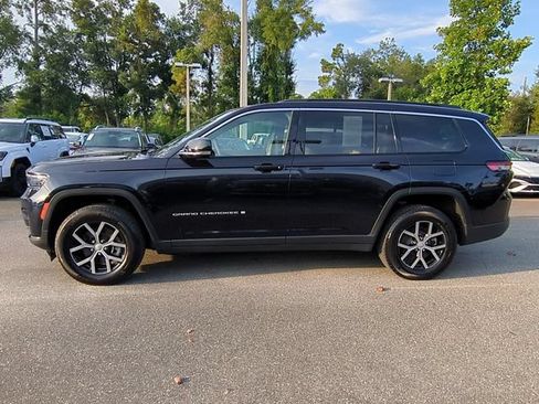 Used 2024 Jeep Grand Cherokee L Limited RWD image 7