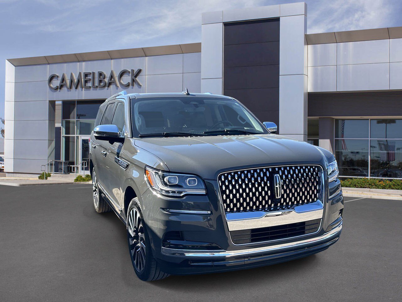 Used 2024 Lincoln Navigator Black Label AWD/4WD image 7