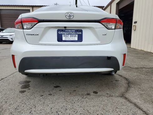 Used 2020 Toyota Corolla LE image 10