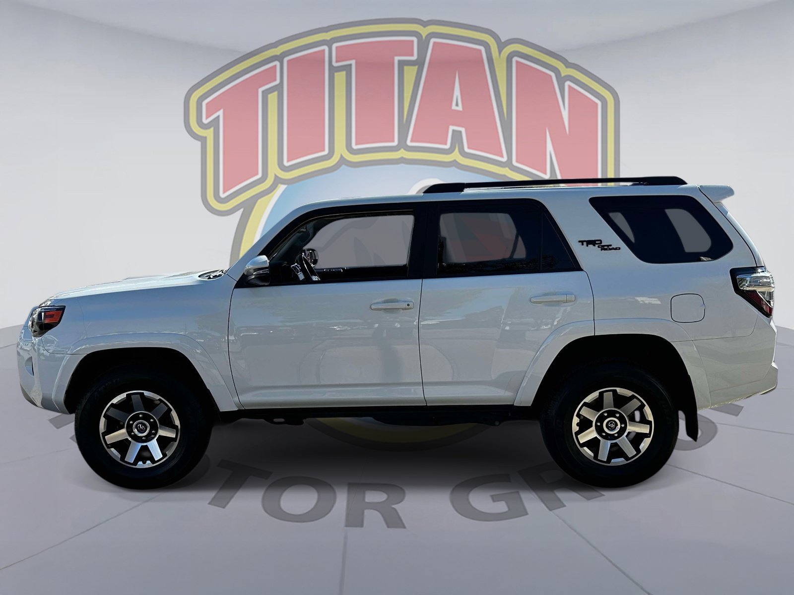 Certified 2023 Toyota 4Runner TRD Off-Road Premium w/ Moonroof Package AWD/4WD image 2