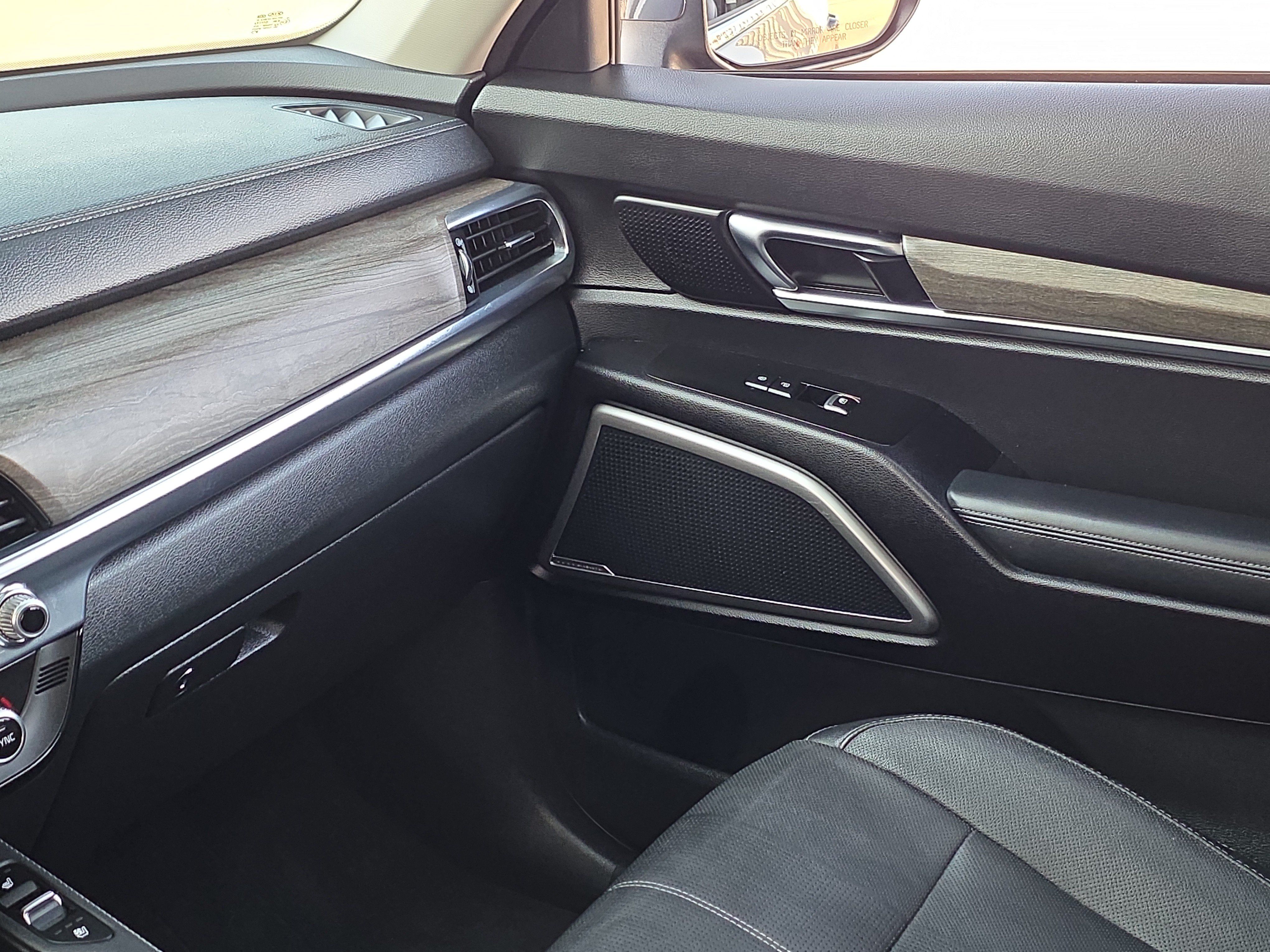 Used 2021 Kia Telluride EX w/ EX Premium Package FWD image 26