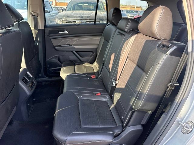Used 2023 Volkswagen Atlas SE AWD/4WD image 29