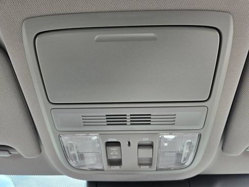 Used 2019 Honda Accord EX-L image 31