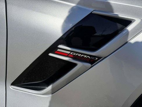 Used 2018 Chevrolet Corvette Grand Sport RWD image 11