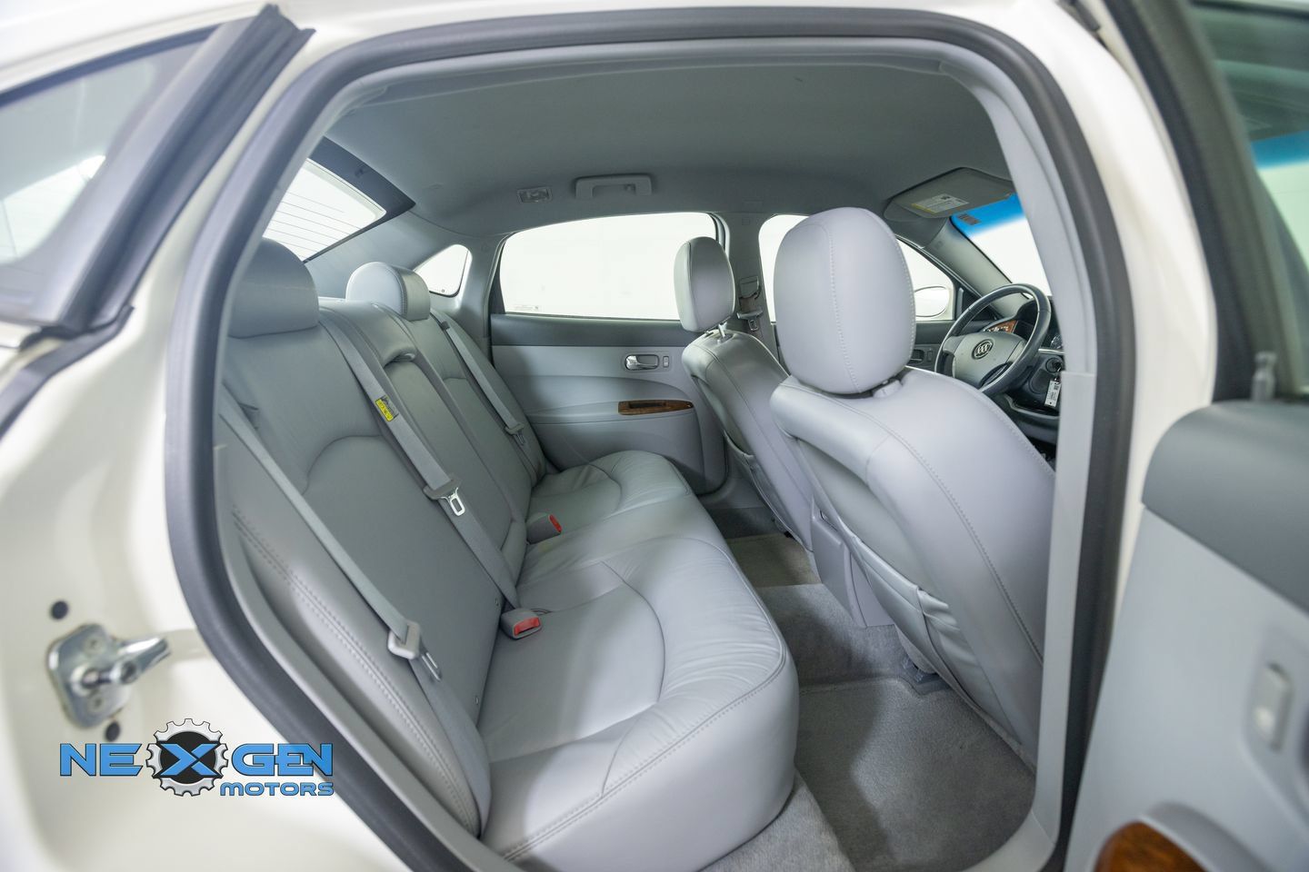 Used 2006 Buick LaCrosse CXL w/ Chrome Appearance Package FWD image 33