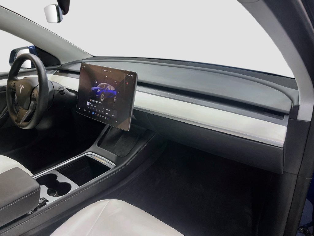Used 2023 Tesla Model Y Long Range AWD/4WD image 28