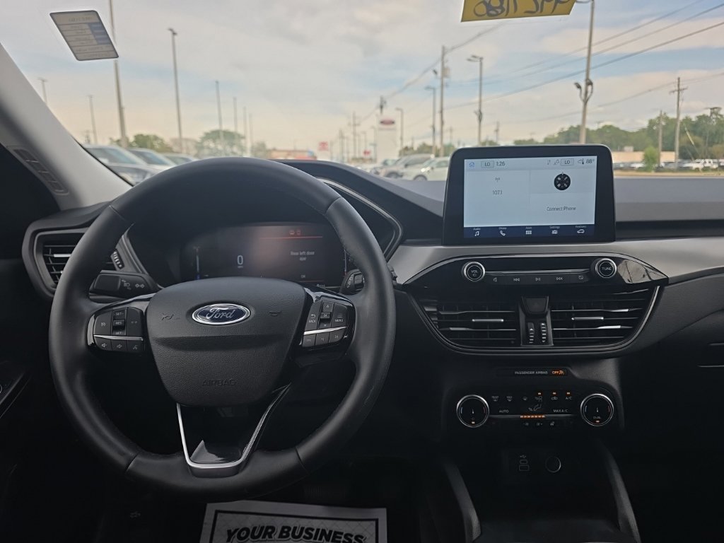 Used 2024 Ford Escape Active w/ Cold Weather Package FWD image 12