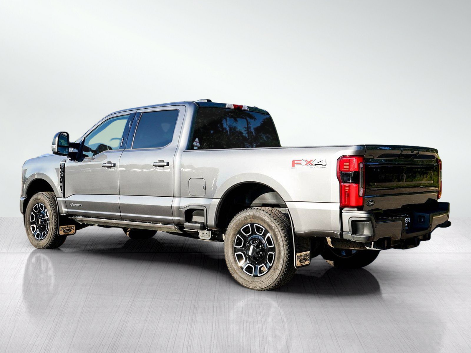 Used 2026 Ford F350 Platinum AWD/4WD image 5