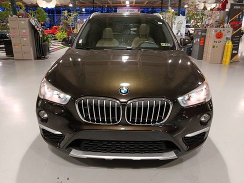 Used 2018 BMW X1 xDrive28i w/ Convenience Package AWD/4WD image 3