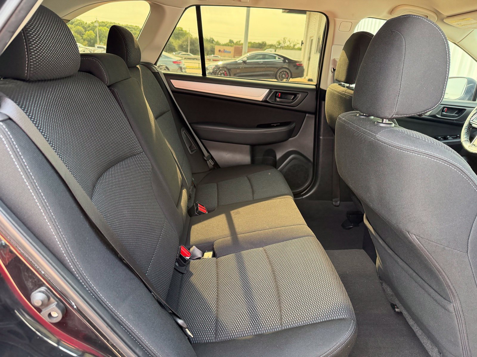 Used 2018 Subaru Outback 2.5i AWD/4WD image 24