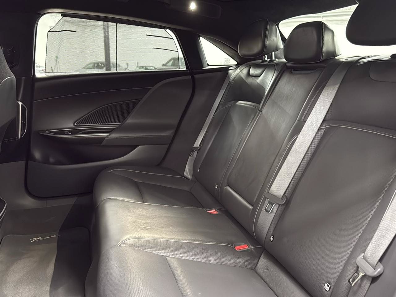 Used 2025 Lucid Air Touring AWD/4WD image 16