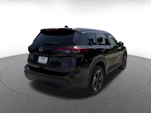 Used 2025 Nissan Rogue SV FWD image 14