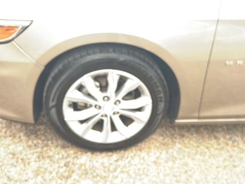 Used 2023 Chevrolet Malibu LT image 19