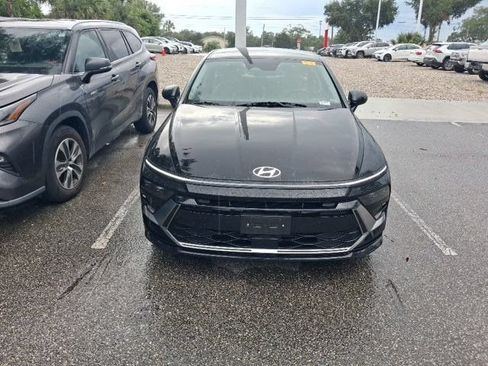 Used 2025 Hyundai Sonata SEL FWD image 10