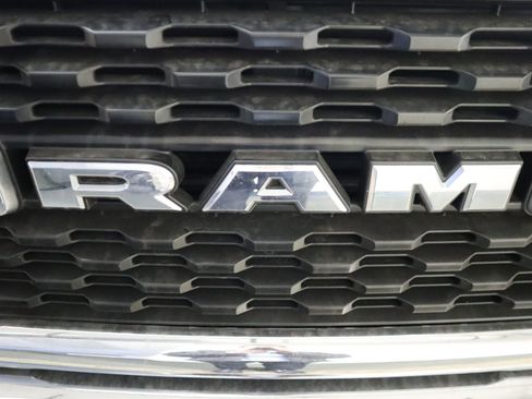 Used 2024 RAM 3500 Big Horn image 16