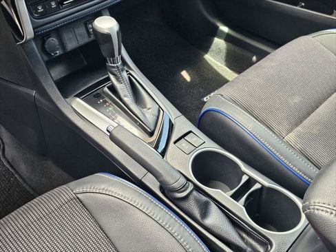 Used 2018 Toyota Corolla SE w/ Protection Package FWD image 11