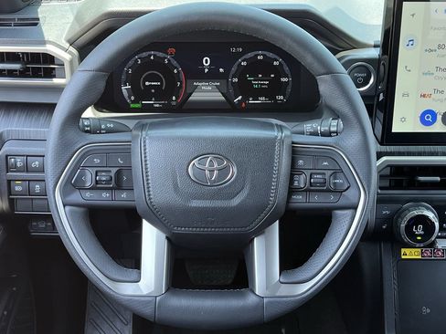 Used 2026 Toyota 4Runner Platinum AWD/4WD image 11