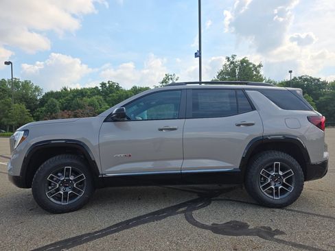 New 2027 GMC Terrain AT4 w/ Convenience Package III AWD/4WD image 16