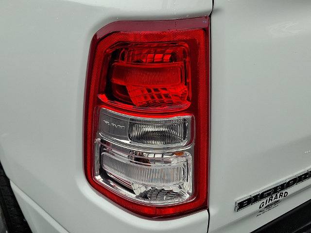 Used 2022 RAM 1500 4x4 Crew Cab image 10