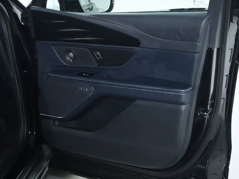 Certified 2024 Lincoln Nautilus Reserve w/ Equipment Group 202A image 37