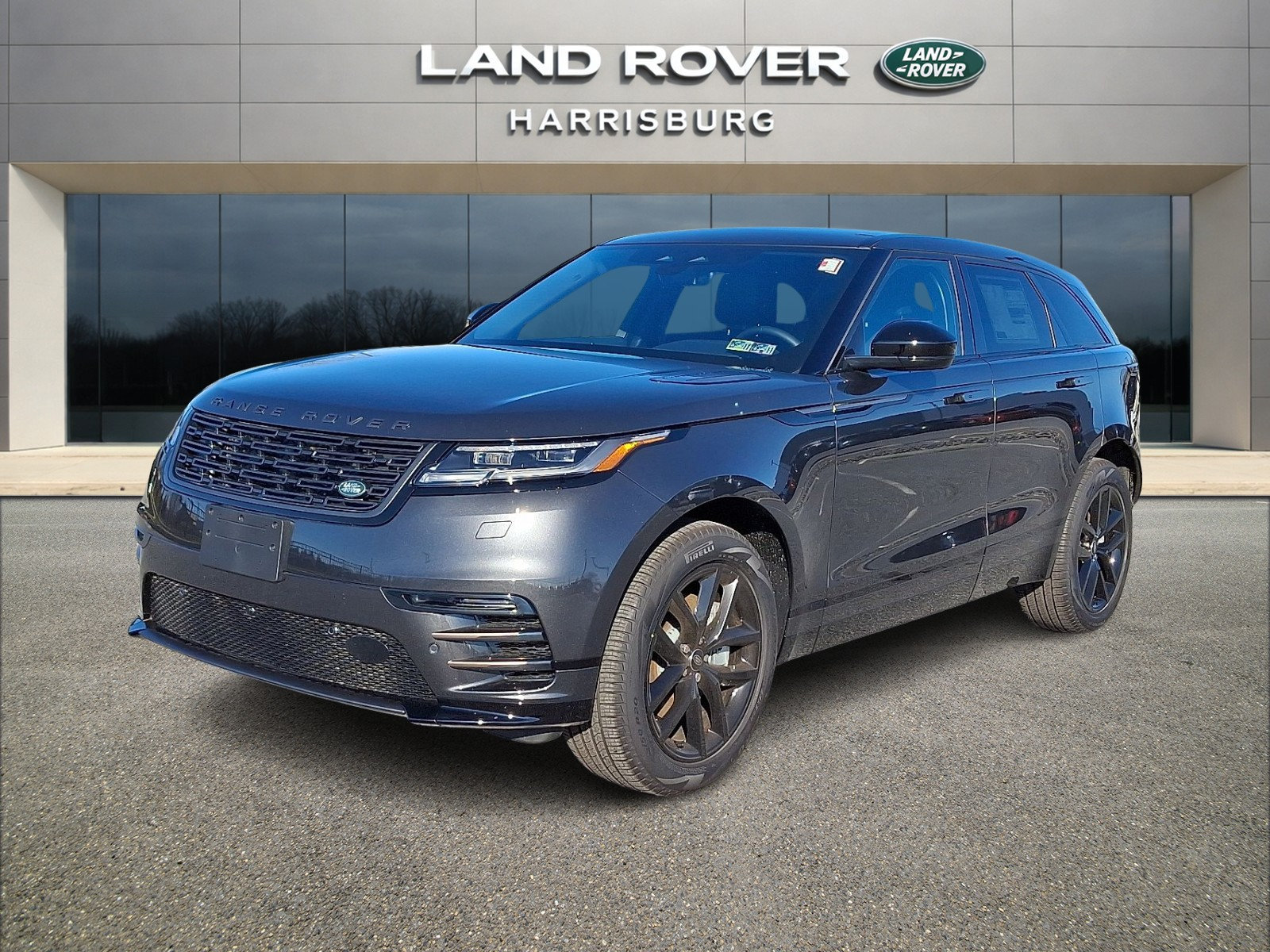 New 2025 Land Rover Range Rover Velar Dynamic SE AWD/4WD image 1