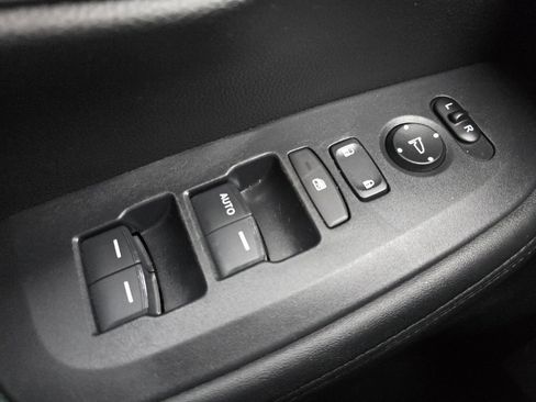 Certified 2024 Honda HR-V LX image 28