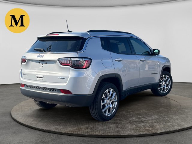 Used 2024 Jeep Compass Latitude AWD/4WD image 5
