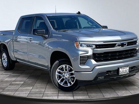 Used 2023 Chevrolet Silverado 1500 RST AWD/4WD image 33