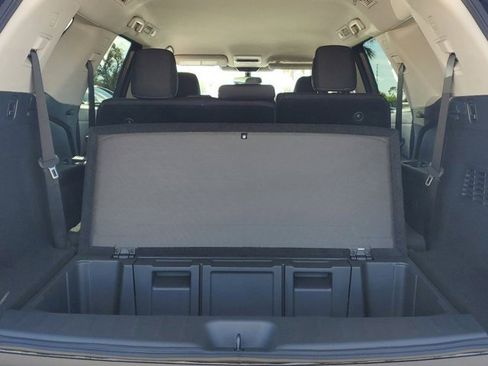 New 2025 Nissan Pathfinder S image 5