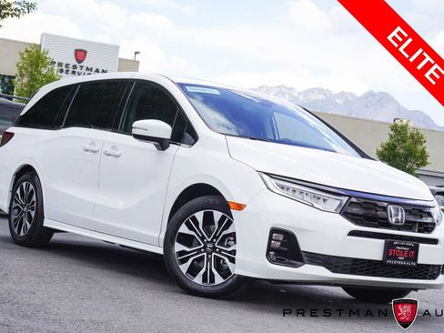 Used 2025 Honda Odyssey Elite image 1