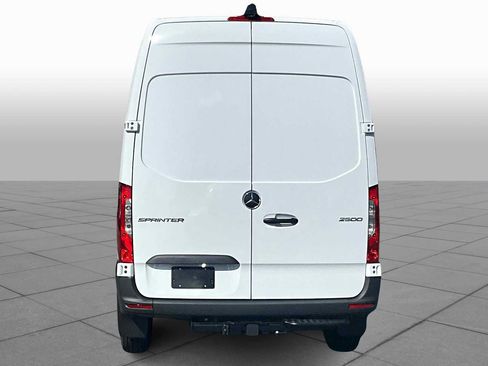 New 2026 Mercedes-Benz Sprinter 2500 image 4
