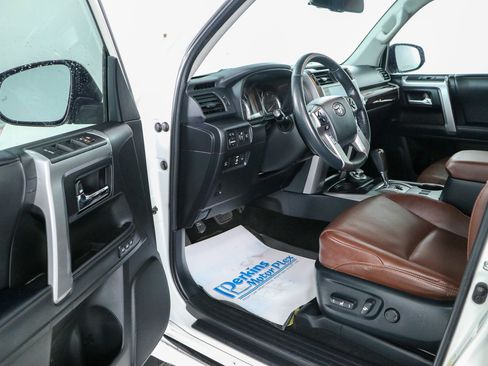 Used 2023 Toyota 4Runner Limited AWD/4WD image 3