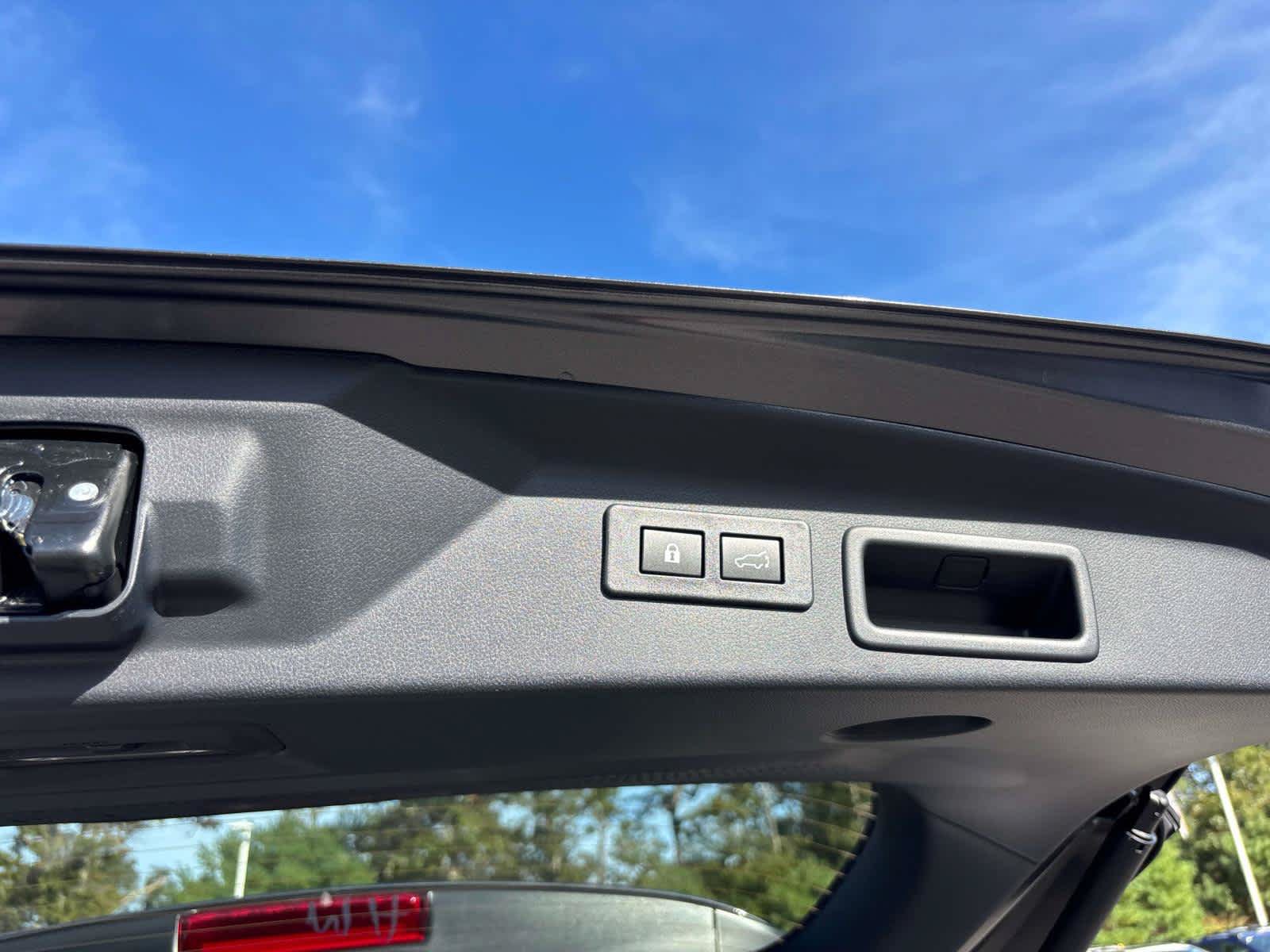 New 2026 Subaru Forester Touring AWD/4WD image 5