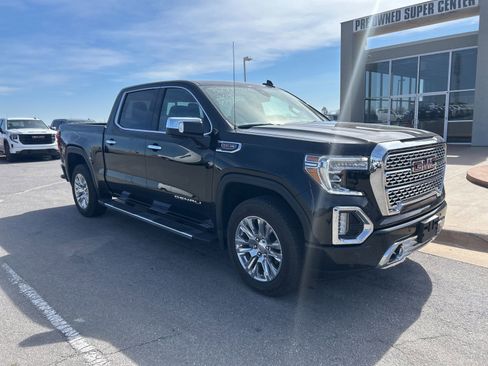 Used 2022 GMC Sierra 1500 Denali w/ Driver Alert Package II image 3