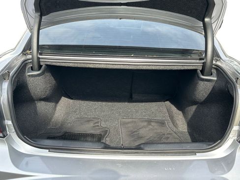 Used 2014 Dodge Charger R/T RWD image 17