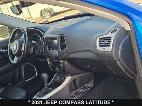 Used 2021 Jeep Compass Latitude image 29