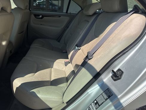Used 2004 Volvo S60 2.4 FWD image 12