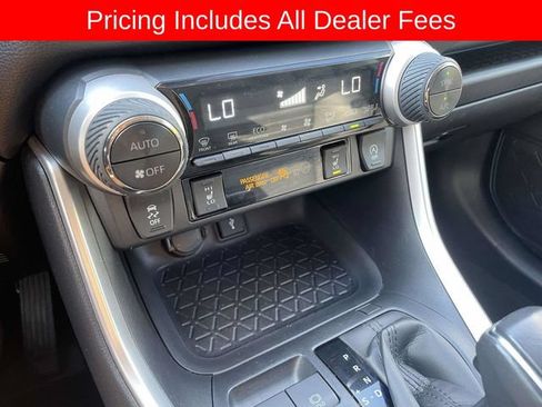 Used 2022 Toyota RAV4 XLE Premium AWD/4WD image 35