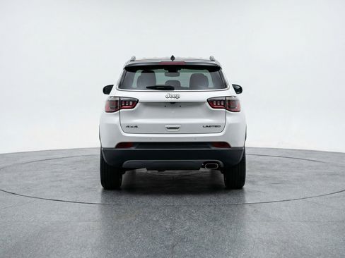 Used 2025 Jeep Compass Limited image 7