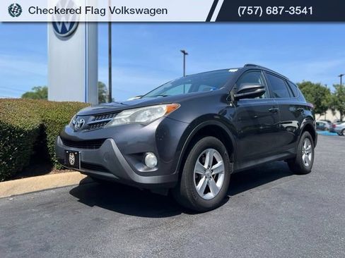Used 2014 Toyota RAV4 XLE FWD image 1