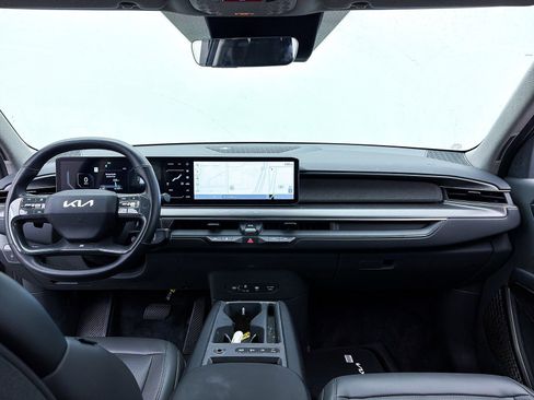 Used 2024 Kia EV9 Light Long Range image 30