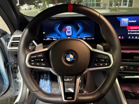 Used 2025 BMW M440i Coupe w/ Premium Package image 23