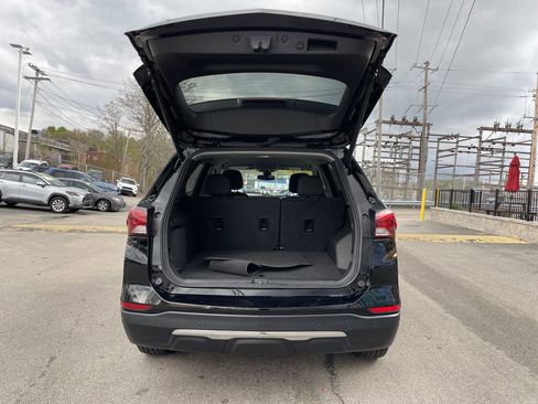 Used 2024 Chevrolet Equinox LT AWD/4WD image 13
