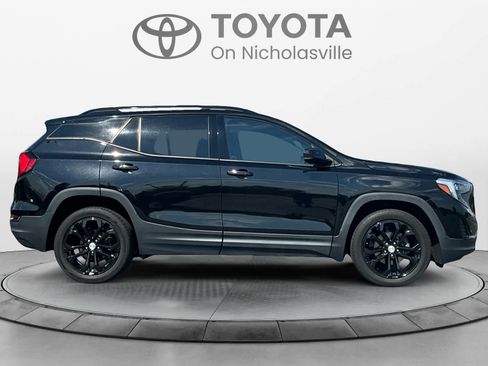 Used 2020 GMC Terrain SLE w/ Driver Convenience Package AWD/4WD image 6
